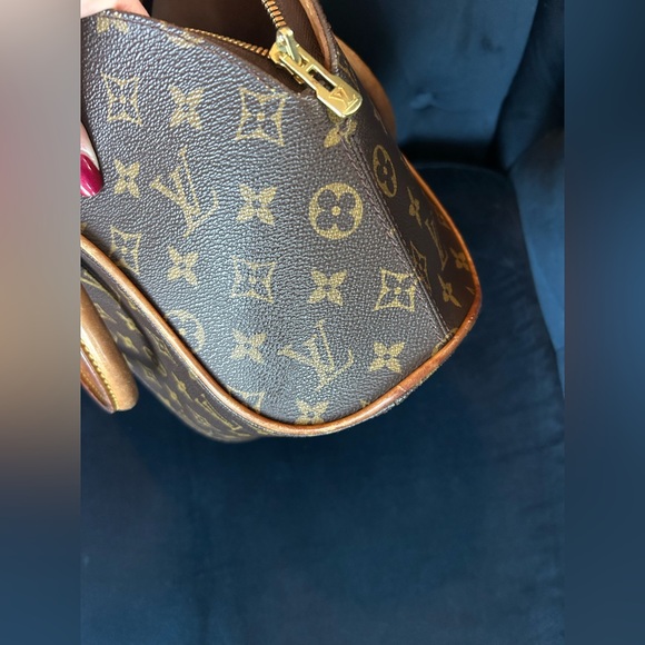 AUTHENTIC Louis Vuitton Ellipse PM - Picture 15 of 16